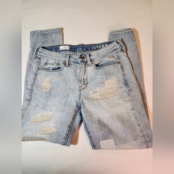 GAP Denim - Gap patched distressed 1969 sexy boyfriend‎  sz 26